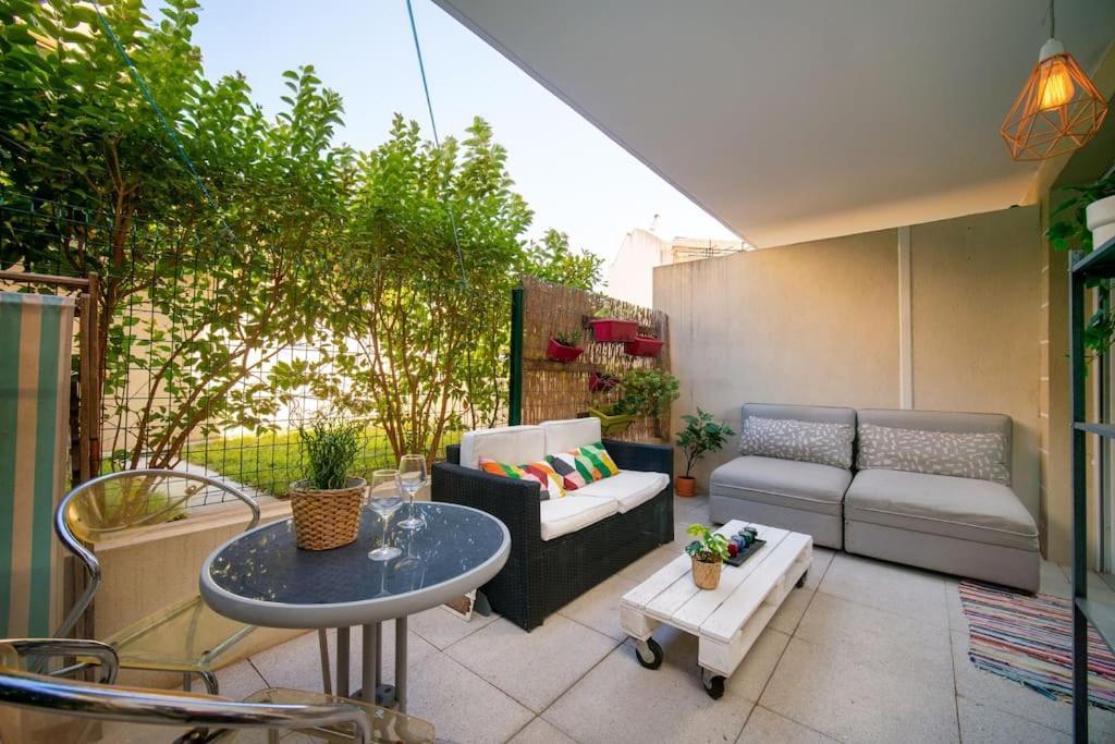 Fully Equipped Apartment With Terrace Sleeps 4 Marseille Luaran gambar