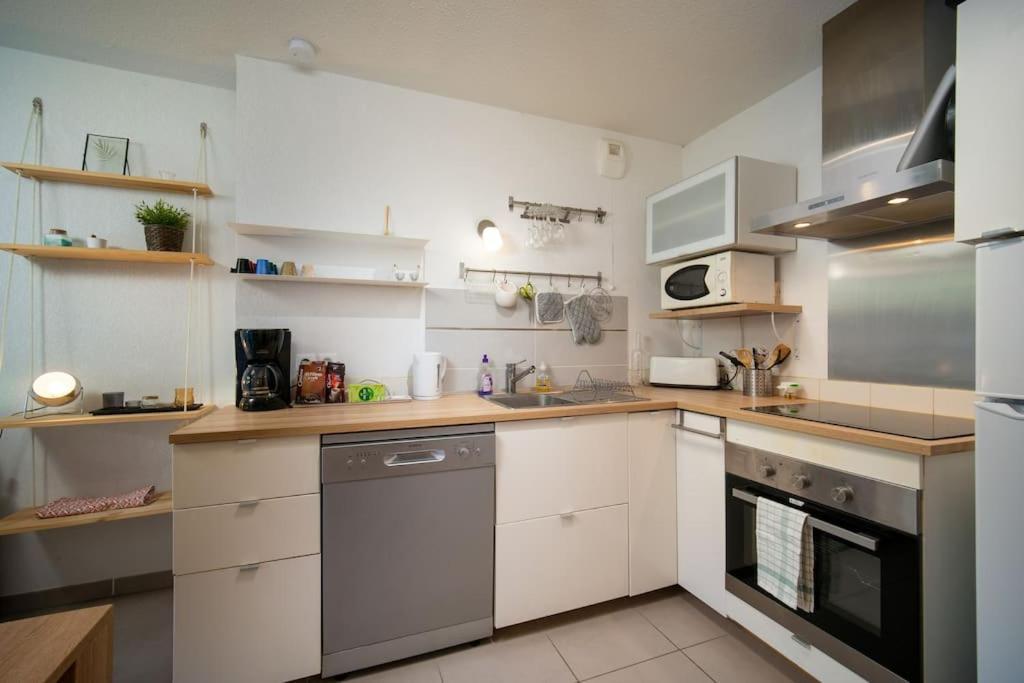 Fully Equipped Apartment With Terrace Sleeps 4 Marseille Luaran gambar